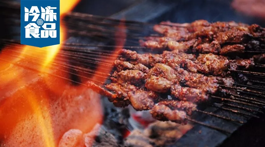 燒烤市場(chǎng)這三個(gè)新現(xiàn)象，透露了這個(gè)爆發(fā)市場(chǎng)下的新商機(jī)！