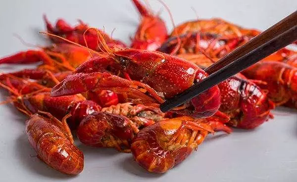 小龍蝦季到來，這些謠言又死灰復(fù)燃，你中招了嗎？