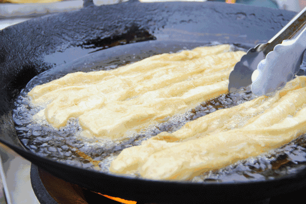 6年間數(shù)千人被判刑，炸油條成了“高危職業(yè)”？