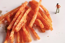 辣條“標(biāo)準(zhǔn)”終于不打架了！河南地標(biāo)今日起廢止，國(guó)標(biāo)近日將發(fā)布