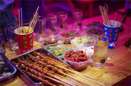餐飲市場(chǎng)烤串這么火，家庭串串能否“上道兒”？