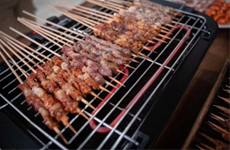  燒烤店復(fù)工，豪橫顧客一單外賣(mài)點(diǎn)1200！在家擼串的春天到了嗎？