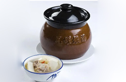  前十個(gè)月銷(xiāo)量超去年全年，這家企業(yè)靠“瓦罐魚(yú)”逆襲！怎么做到的？