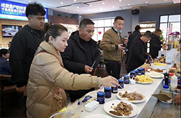 一場品鑒會訂出去數(shù)百萬貨，這款靜腌牛排有啥魅力？