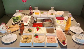 海底撈預(yù)虧超38億，連鎖商超業(yè)績慘淡，2022餐飲零售業(yè)怎么玩?