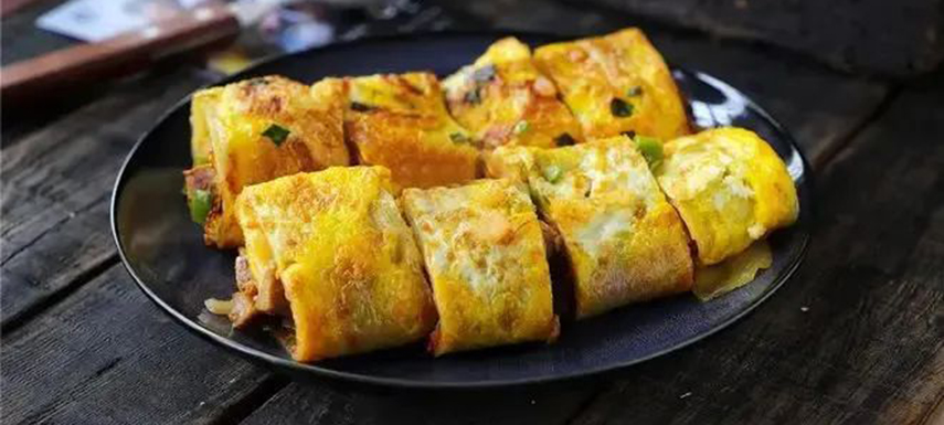 地?cái)偨?jīng)濟(jì)重燃人間煙火氣，烤冷面將再次爆發(fā)？