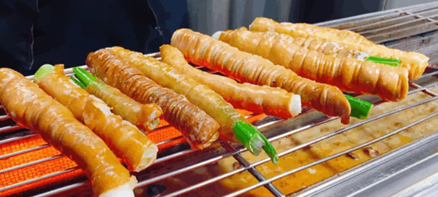 肥腸卷大蔥、鮮鹵肥腸...肥腸進(jìn)入全場景時代，重量級選手開啟正面廝殺！鄭州預(yù)制菜展見分曉
