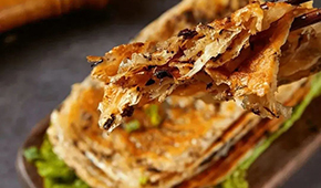 一年賣掉1億張，《舌尖2》推薦，孵出多個(gè)網(wǎng)紅品牌，鍋盔何時(shí)成“魁”？