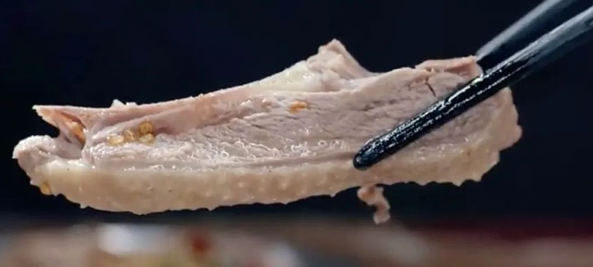 沒有一只鵝能活著走出固始，但走出去的“固始鵝塊”已經(jīng)年銷數(shù)億